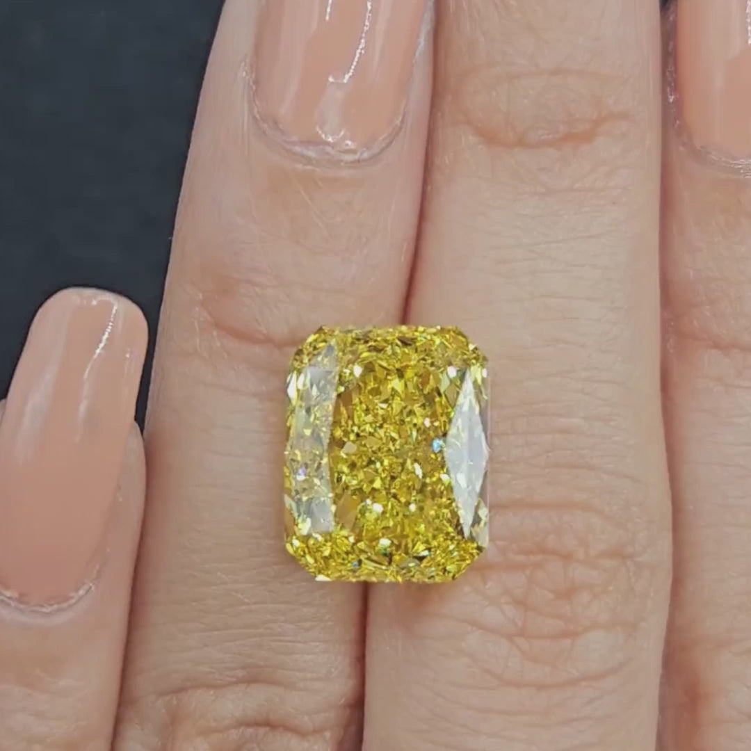 8 ct Fancy Vivid Yellow Radiant RARE Diamond